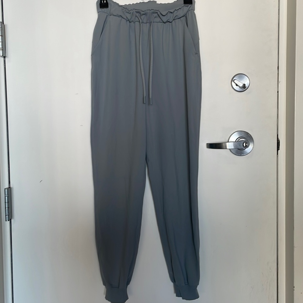 Lululemon Stretch High-Rise Jogger Women’s size 4